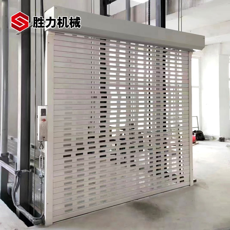 三层液压升降货梯安装完毕！